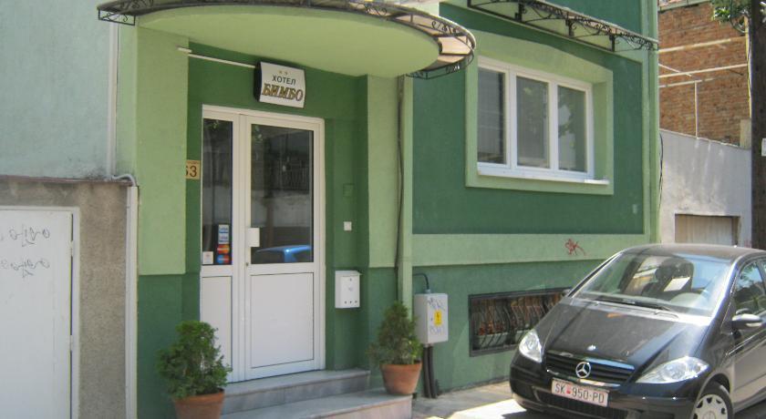 Hostel Bimbo Skopje Ngoại thất bức ảnh