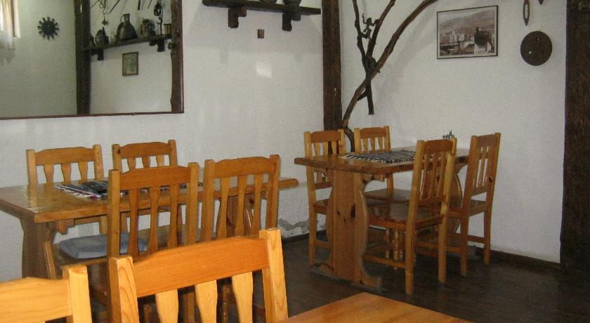 Hostel Bimbo Skopje Nhà hàng bức ảnh