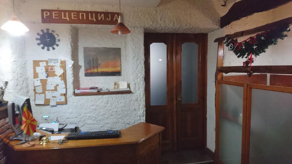 Hostel Bimbo Skopje Ngoại thất bức ảnh