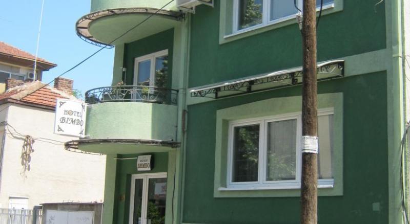 Hostel Bimbo Skopje Ngoại thất bức ảnh