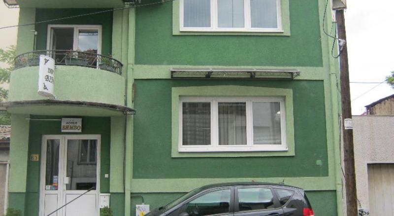 Hostel Bimbo Skopje Ngoại thất bức ảnh